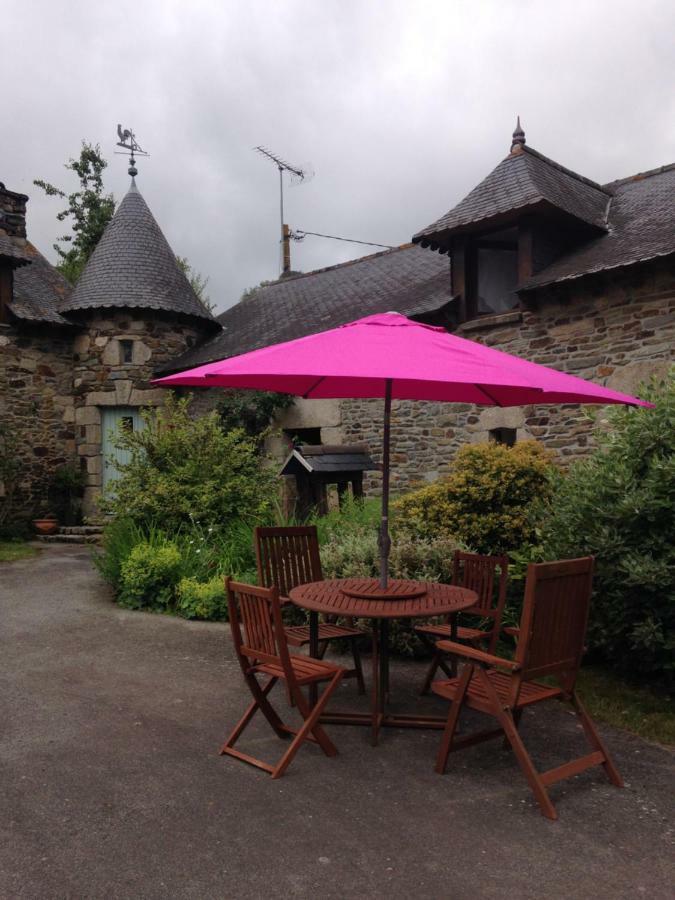 Ferienwohnung Le Petit Chateau Noyal-Pontivy Exterior foto