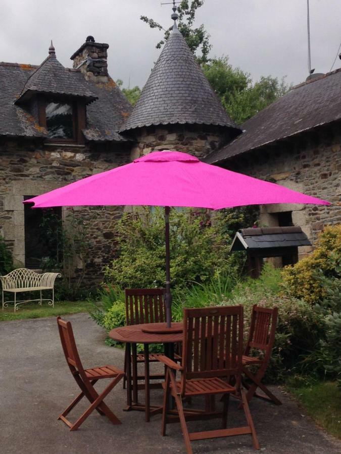 Ferienwohnung Le Petit Chateau Noyal-Pontivy Exterior foto